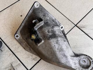 кронштейн двигателя BMW X5 E53 [рестайлинг] 2005, 3.0 л., 306D2, дизель