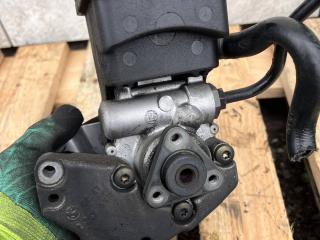 насос гидроусилителя руля BMW X5 E53 [рестайлинг] 2006, 3.0 л., 306D2, дизель, 8762279