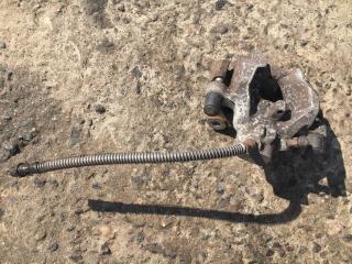 суппорт задний правый Mercedes-Benz C-Класс W204/S204 2009, 3.0 л., M 272.948, бензин