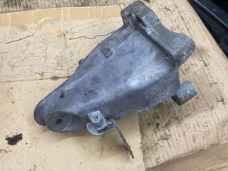 кронштейн двигателя Mercedes-Benz E-Класс W212 [рестайлинг] 2014, 2.0 л., A2742233904, 2742233904