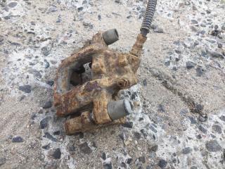 суппорт задний правый Mercedes-Benz C-Класс W204/S204 2009, 3.0 л., M 272.948, бензин