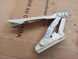 петля капота левая BMW 5 серия E60/E61 [рестайлинг] 2008, 3.0 л., N54 B30 A, бензин, 7008727