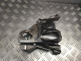 кронштейн двигателя BMW X5 F15 2016, 4.0 л., дизель, 6853208