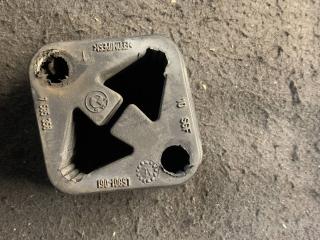 Резинка глушителя BMW 2010, 3.5 л., бензин, 7585358