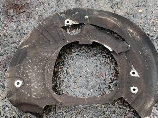 защитный кожух тормозного механизма BMW X5 F15 2016, 4.0 л., дизель