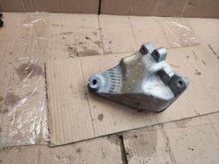 кронштейн двигателя Mercedes-Benz C-Класс W204/S204 2010, 2.5 л., M 272.921, бензин, A2722232104