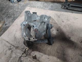 кулак задний правый BMW X5 E70 2007, 4.8 л., N62 B48 A, бензин, АКПП, 6770984, 6770982