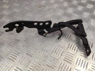 петля капота правая BMW 6 серия E63/E64 2006, 3.0 л., N52 B30 A, бензин, АКПП, черный, купе, задний привод, правый руль, 7064160