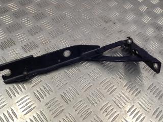 петля капота правая BMW 5 серия E60/E61 2005, M54 B25 (256S5), АКПП, универсал, 7008728