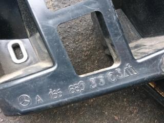 Крепление бампера переднего Mercedes-Benz M-Класс W166 2015, 3.0 л., OM 642.826, дизель, АКПП, cthsq, внедорожник 5 дв., A1668803303