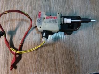 активатор замка крышки топливного бака Mercedes-Benz SLK-Класс R171 2006, 3.5 л., M 272.963, бензин, АКПП, серебристый, кабриолет, A2038201997