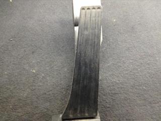 педаль BMW 5 серия E60/E61 2007, M57 D30 (306D3), АКПП, седан, 6772645