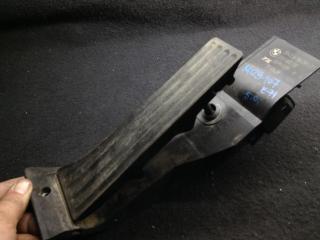 педаль BMW X6 E71/E72 2009, 4.4 л., N63 B44 A, бензин, АКПП, внедорожник 5 дв., 6786285
