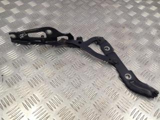 петля крышки багажника BMW 3 серия E90/E91/E92/E93 2007, 3.0 л., N53 B30 A, бензин, МКПП, мокрый асфальт, седан, 7060627