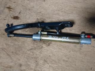 амортизатор крышки багажника (3-5 двери) Mercedes-Benz M-Класс W164 2006, 3.5 л., M 272.967, бензин, АКПП, внедорожник 5 дв., правый руль, A1648000648