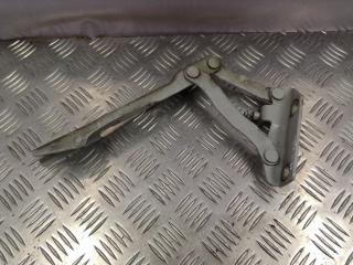 петля капота левая BMW 5 серия E60/E61 2005, 3.0 л., M57 D30 (306D4), дизель, АКПП, универсал, 7008727