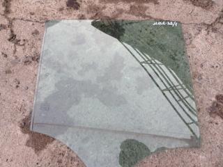 стекло двери задней правой Mercedes-Benz M-Класс W166 2012, 2.1 л., OM 651.960, дизель, АКПП, мокрый асфальт, внедорожник 5 дв.