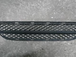 заглушка (решетка) в бампер BMW 3 серия E90/E91/E92/E93 2006, 2.0 л., M47 D20 (204D4), дизель, АКПП, седан