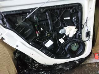 стеклоподъемник задний левый Mercedes-Benz GL-Класс X166 2014, 3.0 л., OM 642.826, дизель, АКПП, белый, внедорожник 5 дв., A1669060501