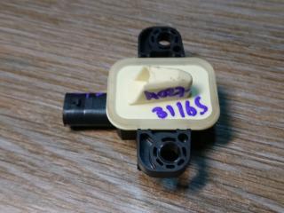 датчик удара Mercedes-Benz GL-Класс X166 2014, 3.0 л., OM 642.826, дизель, АКПП, белый, внедорожник 5 дв., A1668210351