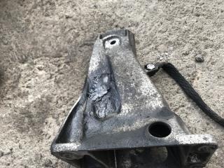 кронштейн двигателя BMW 5 серия E60/E61 2006, 3.0 л., M57 D30 (306D4), дизель, АКПП, синий, седан, 73681310