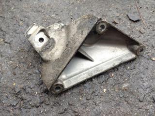 кронштейн двигателя BMW 7 серия E65/E66/E67 [рестайлинг] 2007, M57 D30 (306D3), АКПП, седан, 6770005