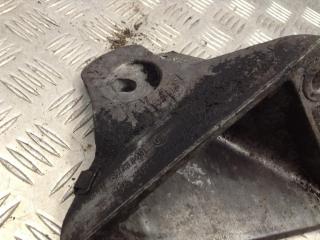 кронштейн двигателя BMW 5 серия E60/E61 2006, M57 D30 (306D2), АКПП, седан, 6761149