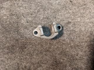 крепление форсунки BMW 5 серия E60/E61 2006, 2.0 л., M47 D20 (204D4), дизель, АКПП, седан, 13537787215, 7787215