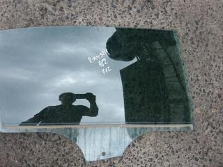 стекло двери задней правой BMW 7 серия F01/F02 2010, 4.4 л., N63 B44 A, бензин, АКПП, седан