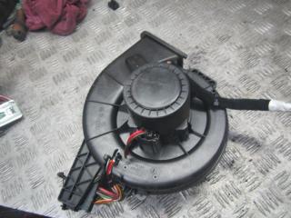 моторчик печки Volkswagen Fox 2 поколение 5Z 2008, 1.2 л., бензин, МКПП, хетчбэк 5 дв., 6Q1819015G