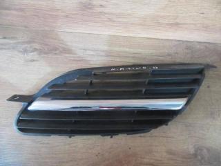 решетка радиатора Nissan Almera Tino V10 2003