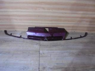решетка радиатора Citroen Xantia 1 поколение (1992 - 1998), красный, 780400000000