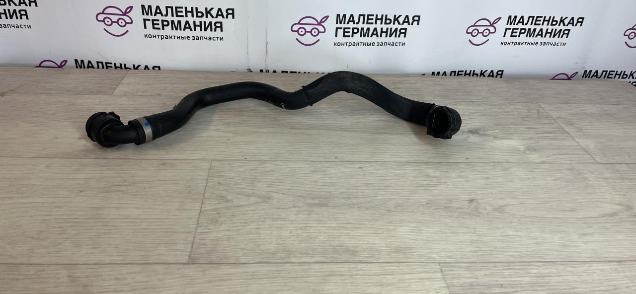 патрубок радиатора BMW 3 серия G20 2020, 2.0 л., B46 B20 B, бензин, АКПП, белый alpinweiss 3 (300), седан, задний привод, 17128654833, 64218654833, 8654833 - фото №1