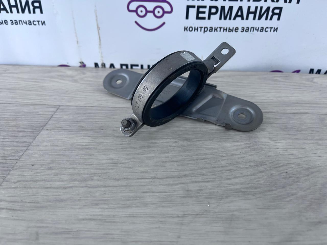 Кронштейн (крепление) насоса BMW 3 серия G20 2020, 2.0 л., B46 B20 B, бензин, АКПП, белый alpinweiss 3 (300), седан, задний привод, 11517935177, 7935177 - фото №1