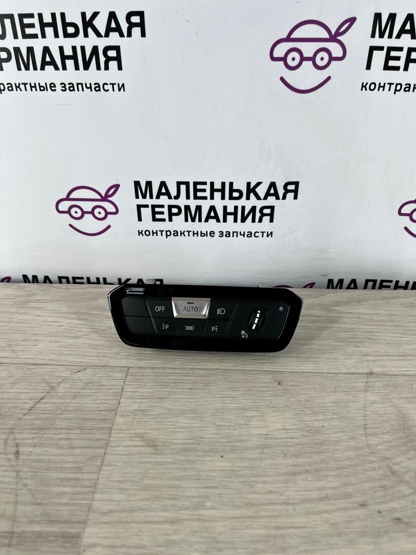 блок управления светом BMW 3 серия G20 2020, 2.0 л., B46 B20 B, бензин, АКПП, белый alpinweiss 3 (300), седан, задний привод, 61319461139, 9461139 - фото №1