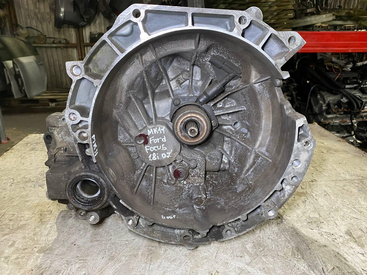 КПП механическая (МКПП) Ford Focus 2 поколение 2006, 1.8 л., бензин, 5МКПП, передний привод, 4M5R7002NE, T5TC1, T6TC1 - фото №1