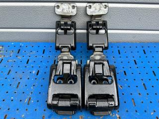 петля двери Mercedes-Benz Sprinter W907/W910 (2018 - 2026), A9107409500, A9107408900, A9107409000, A9107409600, A9107409500, A9107408900, A9107409000, A9107409600