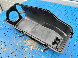 корпус воздушного фильтра Mercedes-Benz E-Класс W211/S211 [рестайлинг] (2006 - 2009), 2.2 л., дизель, A6460902001