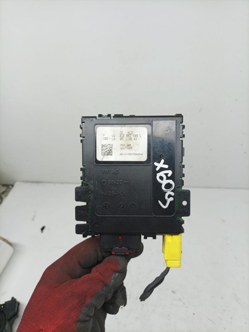 переключатель подрулевой (стрекоза) Volkswagen Passat B6 2007, 1.9 л., BLS, дизель, МКПП, универсал, 3C0953549L - фото №1
