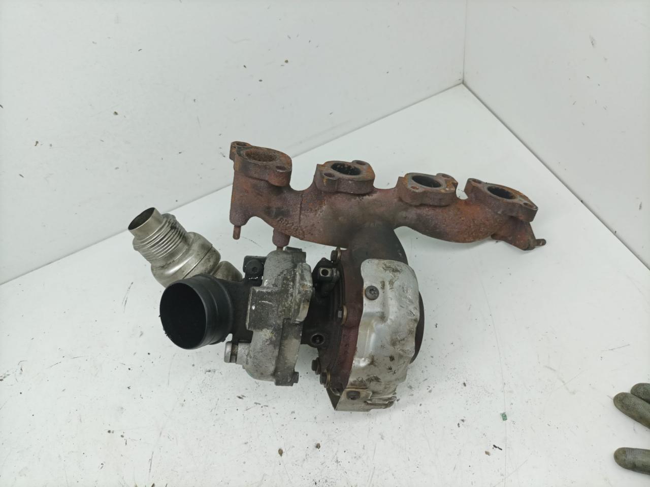 турбина Volkswagen Passat B6 2008, 2.0 л., CBAB, дизель, МКПП, универсал, полный привод, 03L253019T - фото №1