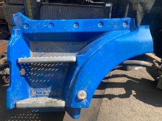 Крыло со ступеньками MAN TGX 1 поколение 2008, D 2066 LF 37, 81615100839