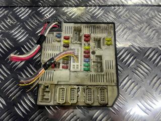 блок предохранителей Renault Megane 2 поколение [рестайлинг] 2009, 284B60009R