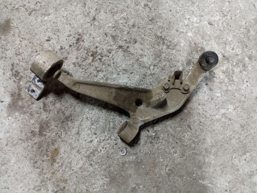 рычаг передний левый Nissan X-Trail T30 2004, 544018H500 - фото №1