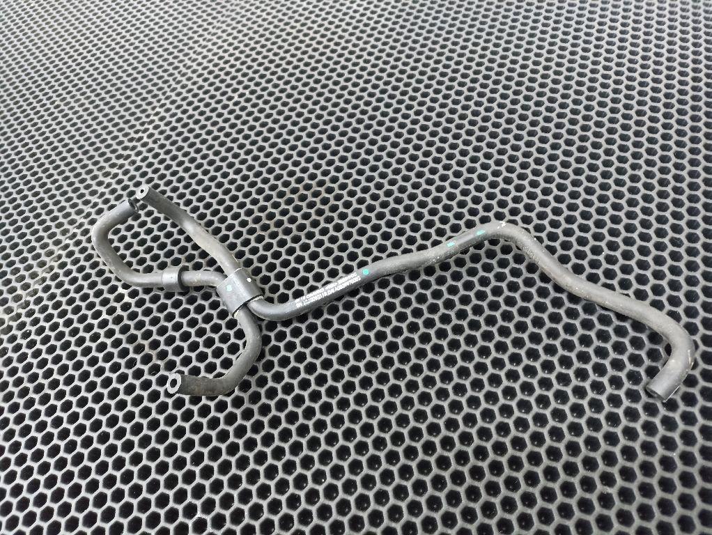 трубка вакуумного насоса Renault Arkana 1 поколение 2020, A2829970052 - фото №1