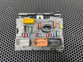 блок предохранителей Peugeot 307 1 поколение [рестайлинг] 2008, 9664055780