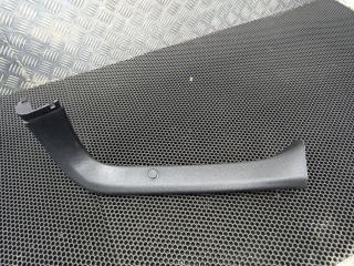 обшивка крышки багажника Toyota C-HR 1 поколение AX10 2018, 67937F4010