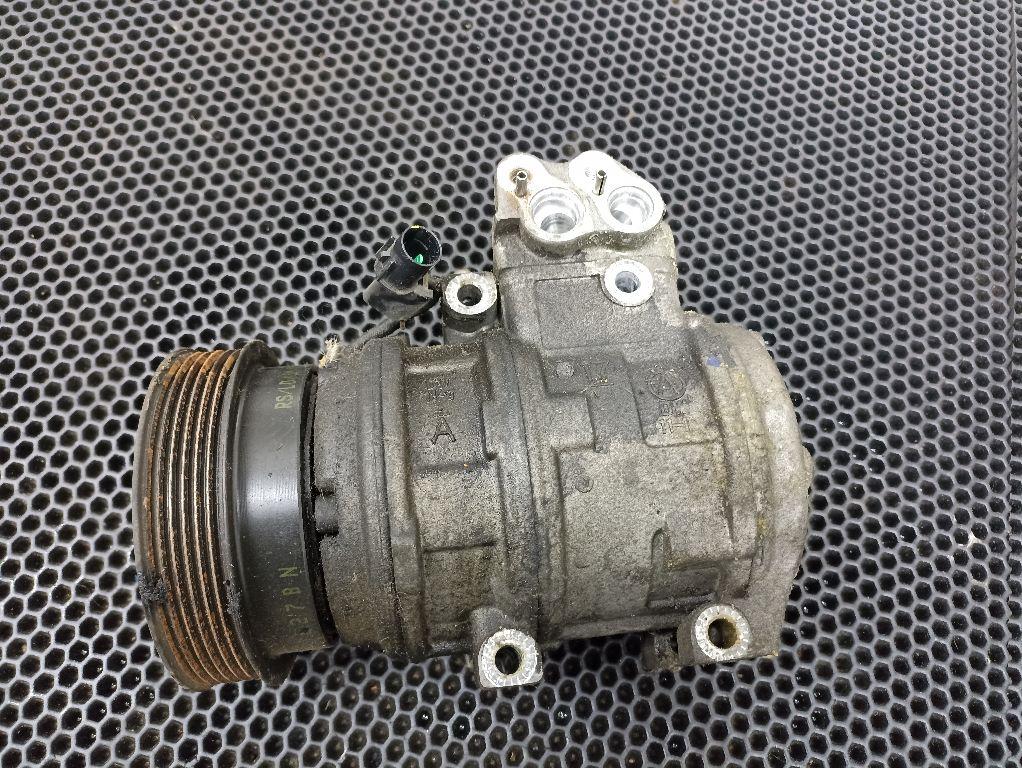 компрессор кондиционера Hyundai Tucson 1 поколение 2007, 162502920J - фото №1