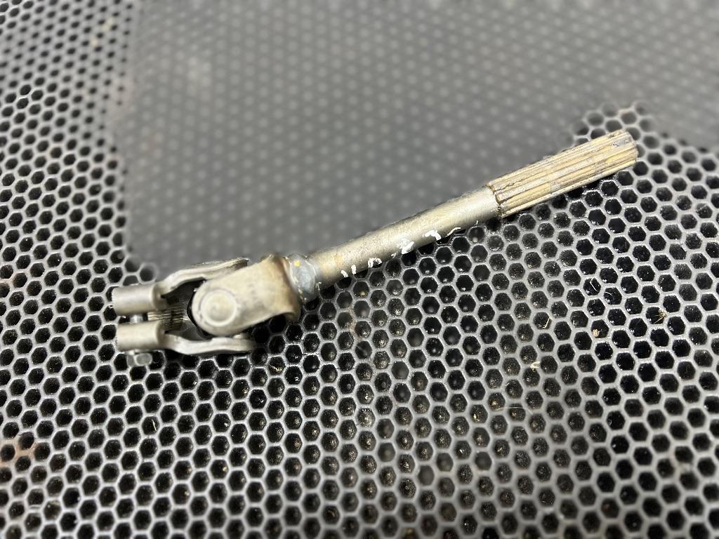 рулевой карданчик Hyundai Tucson 1 поколение 2006, 564002E100 - фото №1