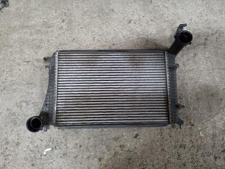 интеркулер Volkswagen Golf 5 поколение 2008, 1K0145803R