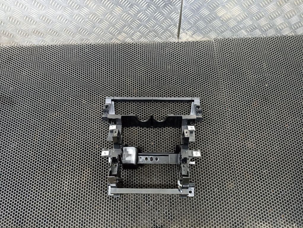 рамка под магнитолу Land Rover Range Rover Sport 2 поколение 2016, HK6204268A - фото №1